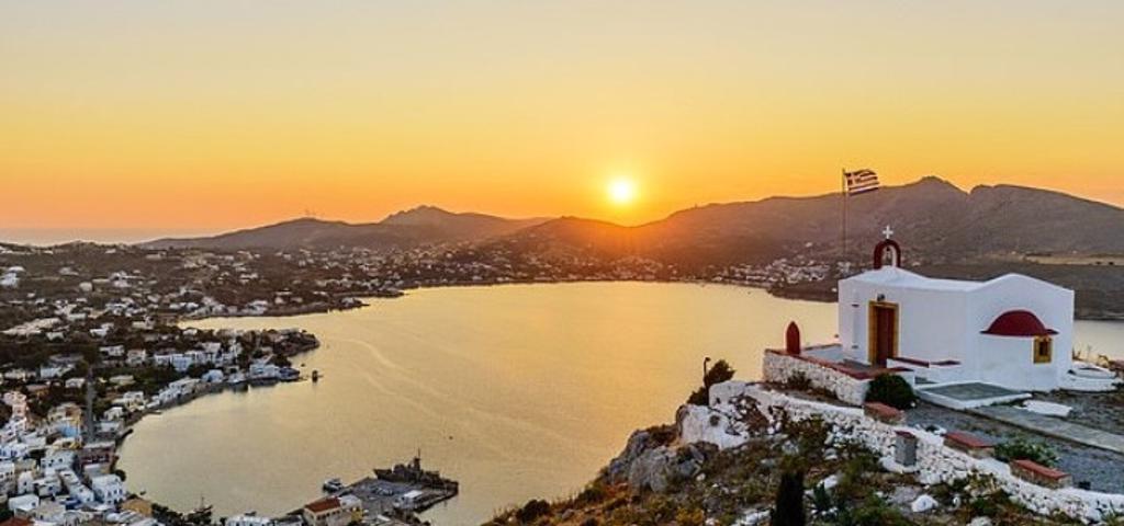 Μεγάλη άνοδος στα τουριστικά έσοδα στο 8μηνο Μεγάλη άνοδος στα τουριστικά έσοδα στο 8μηνο